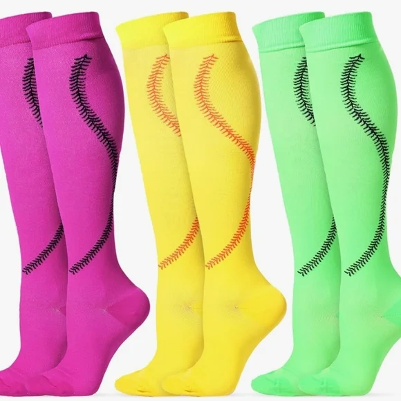Baseball Stitch Pattern Socks Set - Picture 3 of 3